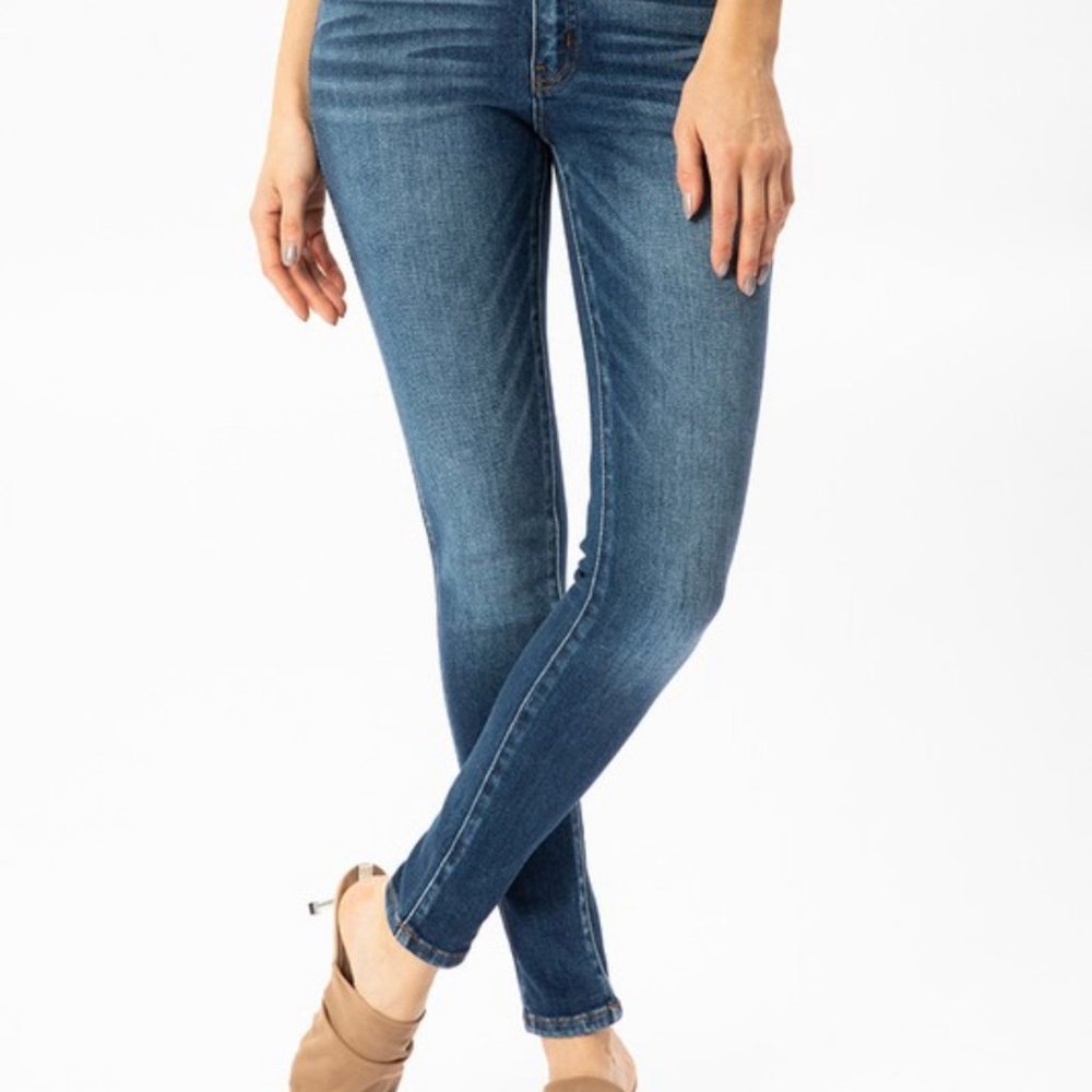 Mid Rise Basic Premier Jeans - Picture 3 of 8